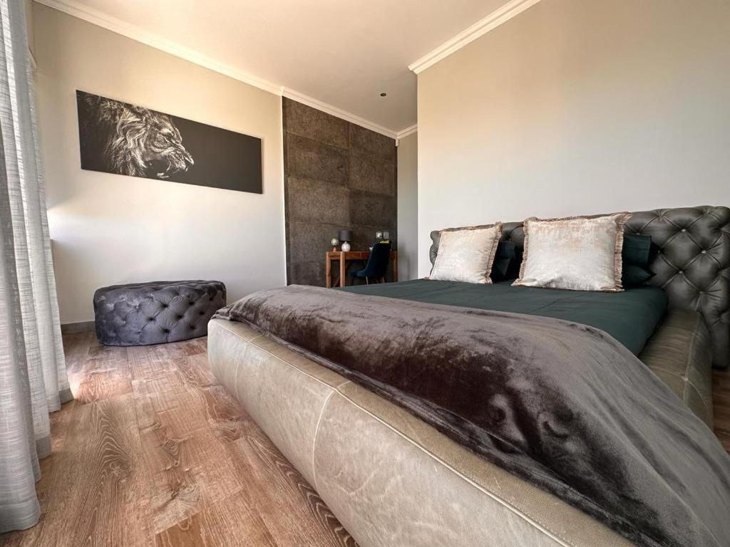 Luxury Home Located On Pinnacle Point Golf Estate Моссел-Бей Экстерьер фото