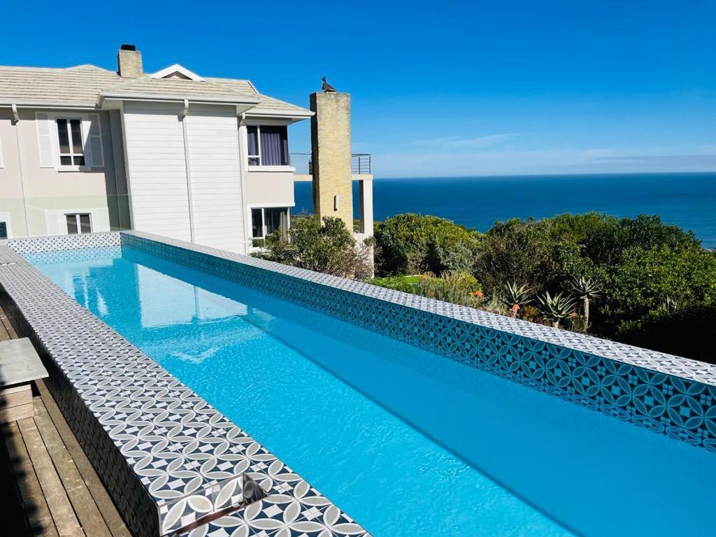 Luxury Home Located On Pinnacle Point Golf Estate Моссел-Бей Экстерьер фото