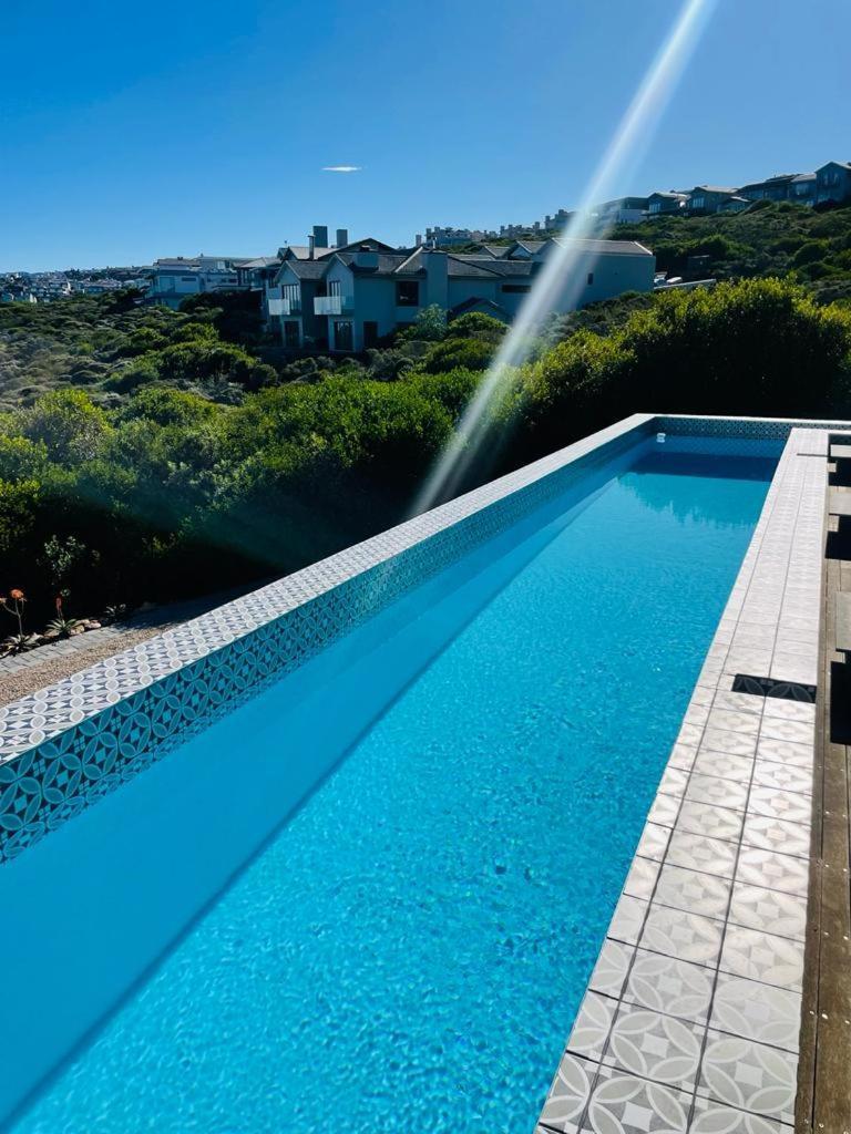 Luxury Home Located On Pinnacle Point Golf Estate Моссел-Бей Экстерьер фото